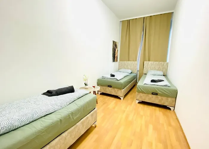 Comfortable In The 23rd District Of Fr4 Bécs