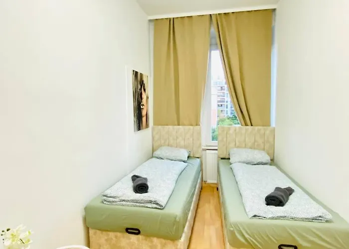 Homestay szállás Comfortable In The 23rd District Of Fr4 Bécs