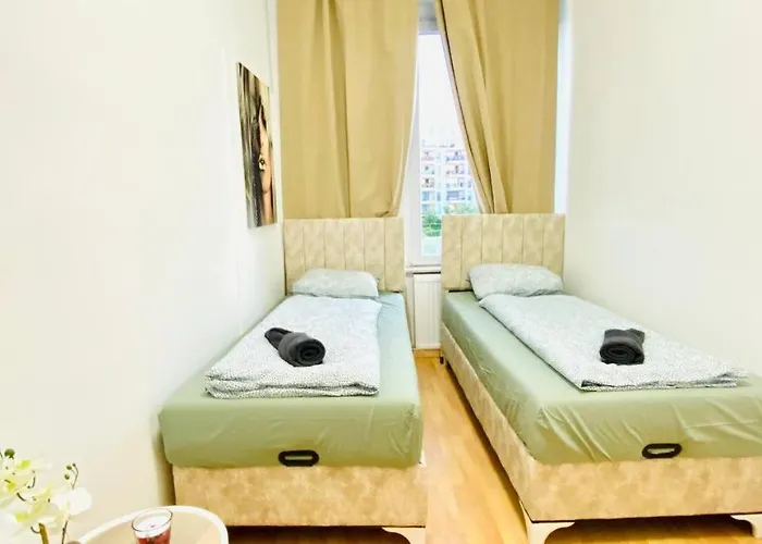 Comfortable In The 23rd District Of Fr4 Homestay szállás *