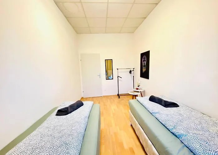 Homestay szállás Comfortable In The 23rd District Of Fr4 Bécs